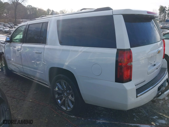 2017 Chevrolet Suburban Premier with VIN 1GNSKJKC9HR117378, listed as a IAAI auction lot 41610682 with 1 mi miles. Bid and sale history available at carsss.com. Image 3.
