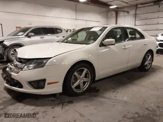 2011 Ford Fusion SEL with VIN 3FAHP0JA5BR273000, listed as a IAAI auction lot 41621394 with 153,578 mi miles. Bid and sale history available at carsss.com. Image 2.