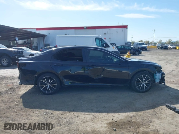 2021 Toyota Camry SE Nightshade with VIN 4T1G11AK3MU413008, listed as a IAAI auction lot 41960358 with 86,104 mi miles and . Bid and sale history available at carsss.com. Image 14.
