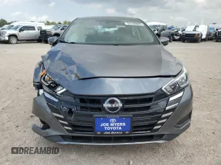 2024 Nissan Versa SV z VIN 3N1CN8EV2RL894345, wystawiony jako Copart lot #54180885 z przebiegiem 27 692 mil mil oraz Szkoda całkowita • Salvage title. Historia ofert i sprzedaży dostępna na DreamBid. Obrazek 5.
