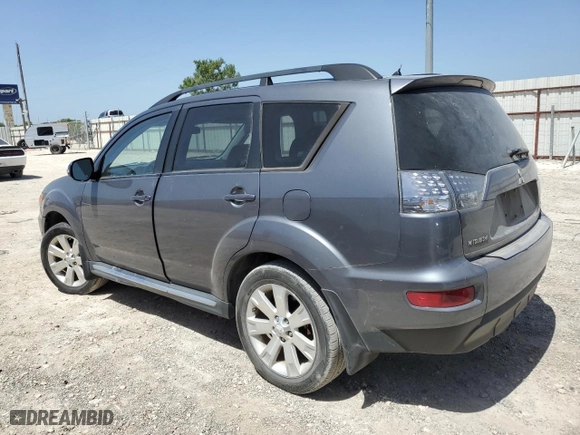 2011 Mitsubishi Outlander SE with VIN JA4AS3AW4BU023760, listed as a Copart auction lot 61493514 with 147,731 mi miles and Clean Title. Bid and sale history available at carsss.com. Image 2.