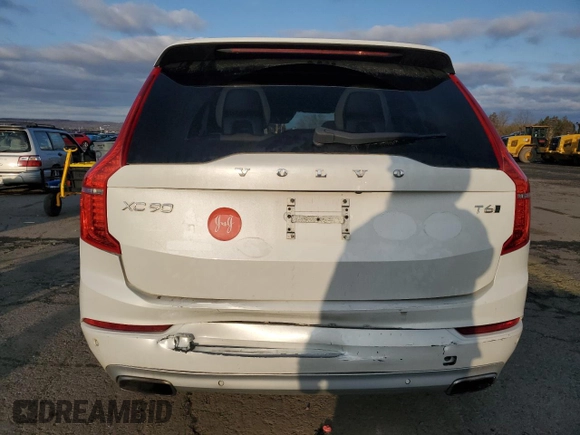 2018 Volvo XC90 Momentum with VIN YV4A22PK5J1375683, listed as a Copart auction lot 51407415 with 71,683 mi miles and Salvage Title. Bid and sale history available at DreamBid. Image 6.