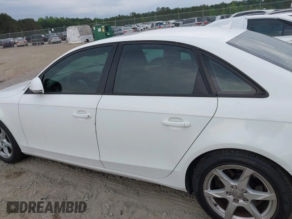 2009 Audi A4 Premium z VIN WAULF78KX9N035426, wystawiony jako IAAI lot #42219508 z przebiegiem 140 881 mil mil oraz . Historia ofert i sprzedaży dostępna na DreamBid. Obrazek 14.