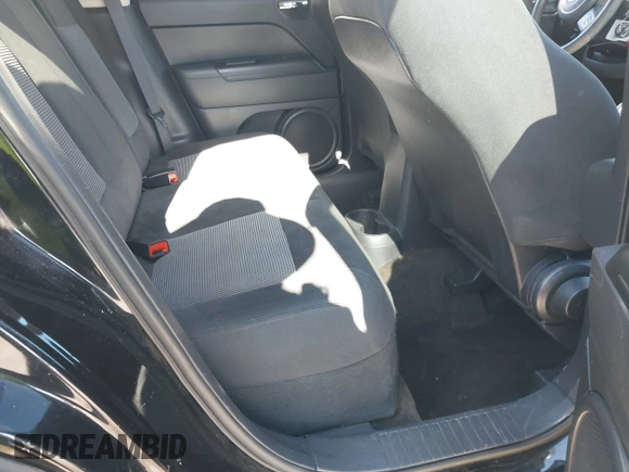 2016 Jeep Compass Sport with VIN 1C4NJCBA7GD648822, listed as a IAAI auction lot 42272188 with 79,929 mi miles and . Bid and sale history available at DreamBid. Image 8.