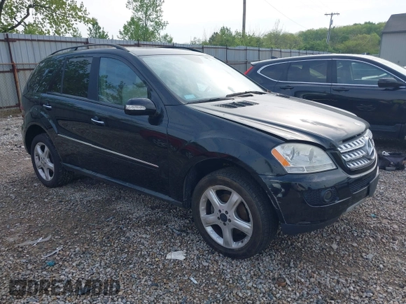 2008 Mercedes-Benz M 350 with VIN 4JGBB86E78A435989, listed as a IAAI auction lot 42156422 with 136,588 mi miles and . Bid and sale history available at DreamBid. Image 1.