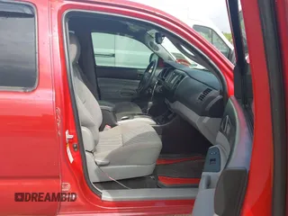 2014 Toyota Tacoma with VIN 3TMMU4FN8EM068048, listed as a IAAI auction lot 42548095 with 126,332 mi miles and . Bid and sale history available at DreamBid. Image 5.