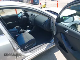 2012 Nissan Altima 2.5 with VIN 1N4AL2APXCN465594, listed as a IAAI auction lot 42124588 with 142,674 mi miles and . Bid and sale history available at DreamBid. Image 5.