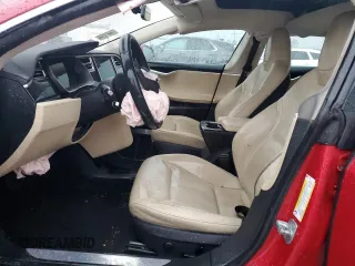 2015 Tesla Model S 85D with VIN 5YJSA1E26FF115945, listed as a Copart auction lot 42994765 with 95,746 mi miles and Salvage Title. Bid and sale history available at carsss.com. Image 7.