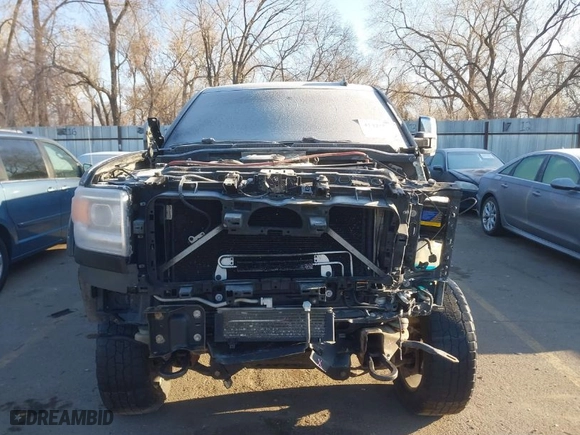 2015 GMC Sierra 2500HD available WiFi Denali with VIN 1GT120E87FF638538, listed as a IAAI auction lot 41425503 with NaN miles. Bid and sale history available at carsss.com. Image 11.