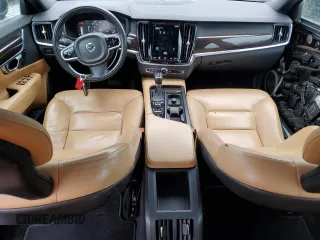 2018 Volvo S90 Momentum with VIN LVY982AK6JP039821, listed as a Copart auction lot 49254825 with 145,811 mi miles and Salvage Title. Bid and sale history available at carsss.com. Image 8.