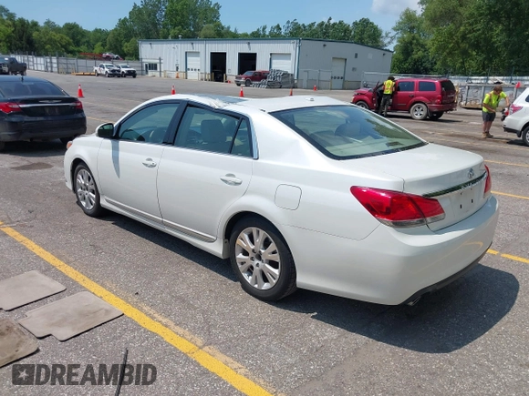 2012 Toyota Avalon with VIN 4T1BK3DB2CU462309, listed as a IAAI auction lot 42665403 with 128,490 mi miles and . Bid and sale history available at DreamBid. Image 3.