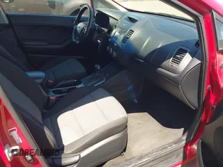 2014 Kia Forte EX with VIN KNAFX4A84E5085384, listed as a IAAI auction lot 42171849 with 138,997 mi miles. Bid and sale history available at carsss.com. Image 5.