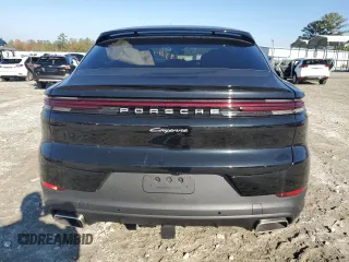2024 Porsche Cayenne z VIN WP1BA2AY5RDA55876, wystawiony jako Copart lot #82519034 z przebiegiem 354 mil mil oraz Szkoda całkowita • Salvage title. Historia ofert i sprzedaży dostępna na DreamBid. Obrazek 6.