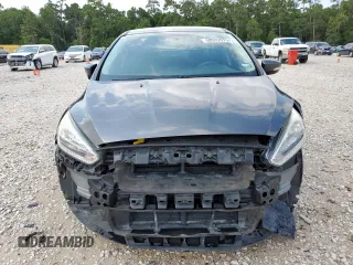 2017 Ford Focus SE with VIN 1FADP3F22HL303420, listed as a Copart auction lot 58932675 with 44,707 mi miles and Salvage title. Bid and sale history available at DreamBid. Image 5.
