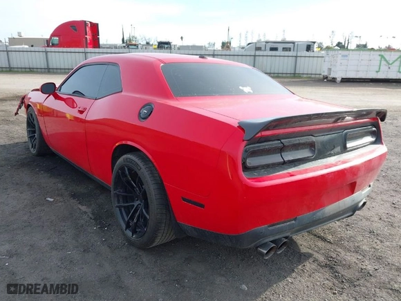 2015 Dodge Challenger R/T with VIN 2C3CDZAT6FH823491, listed as a IAAI auction lot 41533213 with 70,645 mi miles. Bid and sale history available at carsss.com. Image 3.