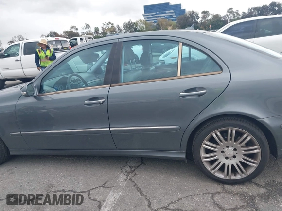 2008 Mercedes-Benz E 350 Luxury with VIN WDBUF56X68B350538, listed as a IAAI auction lot 41788580 with 112,202 mi miles and . Bid and sale history available at carsss.com. Image 14.