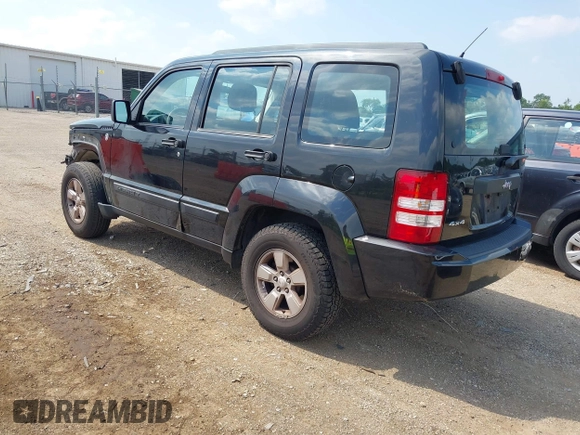 2012 Jeep Liberty Sport z VIN 1C4PJMAK1CW163938, wystawiony jako IAAI lot #42680723 z przebiegiem 138 238 mil mil oraz . Historia ofert i sprzedaży dostępna na DreamBid. Obrazek 3.