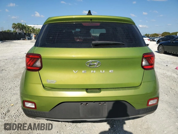 2021 Hyundai Venue SE with VIN KMHRB8A34MU106115, listed as a Copart auction lot 50939995 with 21,986 mi miles and Non Repairable. Bid and sale history available at DreamBid. Image 6.