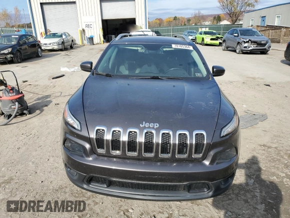 2018 Jeep Cherokee Latitude Plus z VIN 1C4PJMLX3JD507786, wystawiony jako Copart lot #78185364 z przebiegiem 28 006 mil mil oraz Szkoda całkowita • Salvage title. Historia ofert i sprzedaży dostępna na DreamBid. Obrazek 5.