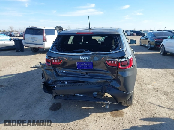 2024 Jeep Compass Sport z VIN 3C4NJDANXRT121722, wystawiony jako IAAI lot #41236232 z przebiegiem 8 702 mil mil oraz . Historia ofert i sprzedaży dostępna na DreamBid. Obrazek 16.