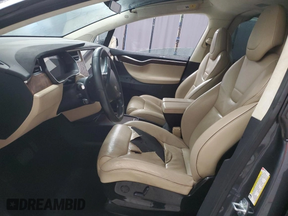 2017 Tesla Model X 90D with VIN 5YJXCDE29HF035544, listed as a Copart auction lot 45111265 with Not Provided miles and Clean Title. Bid and sale history available at DreamBid. Image 7.