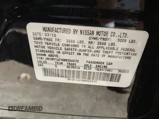 2011 Infiniti M with VIN JN1BY1APXBM324672, listed as a IAAI auction lot 42214163 with 187,424 mi miles. Bid and sale history available at carsss.com. Image 9.