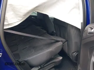 2016 Ford Escape SE z VIN 1FMCU9G99GUC32802, wystawiony jako IAAI lot #41958414 z przebiegiem 131 962 mil mil oraz . Historia ofert i sprzedaży dostępna na DreamBid. Obrazek 8.