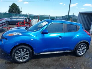2011 Nissan Juke SL with VIN JN8AF5MV6BT017333, listed as a IAAI auction lot 41888660 with 82,059 mi miles. Bid and sale history available at carsss.com. Image 14.