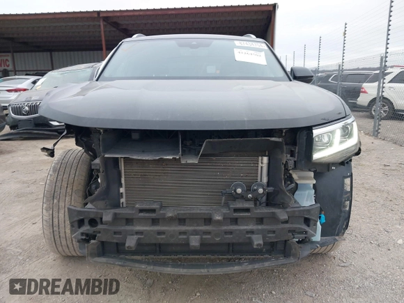 2022 Volkswagen Atlas SEL with VIN 1V2BE2CA2NC218844, listed as a IAAI auction lot 41264502 with 47,150 mi miles and . Bid and sale history available at DreamBid. Image 13.