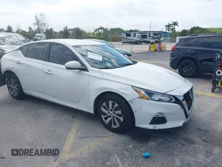 2019 Nissan Altima S with VIN 1N4BL4BV0KN322505, listed as a IAAI auction lot 42019163 with 144,039 mi miles and . Bid and sale history available at carsss.com. Image 1.