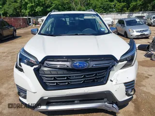 2023 Subaru Forester Touring with VIN JF2SKARC3PH525847, listed as a IAAI auction lot 42315726 with 32,235 mi miles and . Bid and sale history available at DreamBid. Image 6.