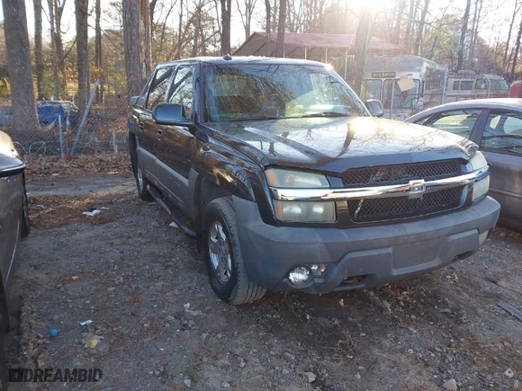 2003 Chevrolet Avalanche with VIN 3GNEK13T53G133517, listed as a IAAI auction lot 41255963 with 244,731 mi miles. Bid and sale history available at carsss.com. Image 1.
