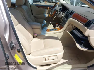 2005 Lexus ES 350 with VIN JTHBA30G455085289, listed as a IAAI auction lot 42048309 with 139,034 mi miles and . Bid and sale history available at DreamBid. Image 5.