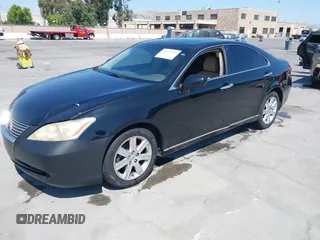 2008 Lexus ES 330 z VIN JTHBJ46G682155264, wystawiony jako IAAI lot #42477922 z przebiegiem 111 618 mil mil oraz . Historia ofert i sprzedaży dostępna na DreamBid. Obrazek 2.