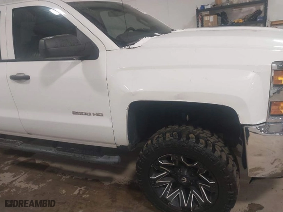 2016 Chevrolet Silverado 2500HD Work Truck with VIN 1GC1KUEG4GF215738, listed as a IAAI auction lot 41274321 with 199,971 mi miles. Bid and sale history available at carsss.com. Image 6.
