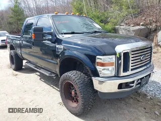 2010 Ford F-250 XL z VIN 1FTSW2B58AEA96492, wystawiony jako IAAI lot #42016745 z przebiegiem 180 355 mil mil oraz . Historia ofert i sprzedaży dostępna na DreamBid. Obrazek 1.