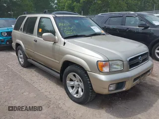 2002 Nissan Pathfinder SE z VIN JN8DR09Y42W731048, wystawiony jako IAAI lot #42407356 z przebiegiem Nie podano mil oraz . Historia ofert i sprzedaży dostępna na DreamBid. Obrazek 1.