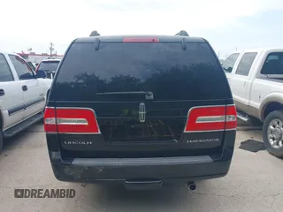 2012 Lincoln Navigator z VIN 5LMJJ3H58CEL01179, wystawiony jako IAAI lot #42445163 z przebiegiem 155 528 mil mil oraz . Historia ofert i sprzedaży dostępna na DreamBid. Obrazek 16.