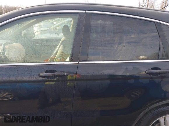 2010 Honda CR-V EX-L with VIN 5J6RE4H77AL086189, listed as a IAAI auction lot 41605747 with 207,398 mi miles and . Bid and sale history available at DreamBid. Image 14.