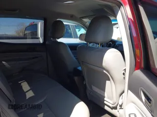 2014 Toyota Tacoma with VIN 5TFLU4EN4EX095917, listed as a IAAI auction lot 41820691 with 59,823 mi miles and . Bid and sale history available at DreamBid. Image 8.