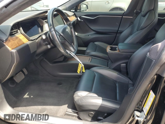 2019 Tesla Model S 75D z VIN 5YJSA1E29KF348065, wystawiony jako Copart lot #60290925 z przebiegiem 73 573 mil mil oraz Szkoda całkowita • Salvage title. Historia ofert i sprzedaży dostępna na DreamBid. Obrazek 7.