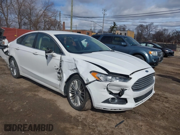 2014 Ford Fusion SE with VIN 3FA6P0H95ER361049, listed as a IAAI auction lot 41864864 with 210,229 mi miles. Bid and sale history available at carsss.com. Image 1.