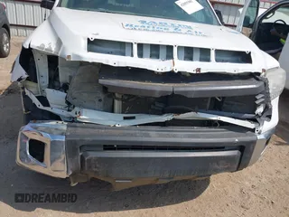 2016 Toyota Tundra SR5 z VIN 5TFDW5F18GX550786, wystawiony jako IAAI lot #42055381 z przebiegiem 168 815 mil mil oraz . Historia ofert i sprzedaży dostępna na DreamBid. Obrazek 6.
