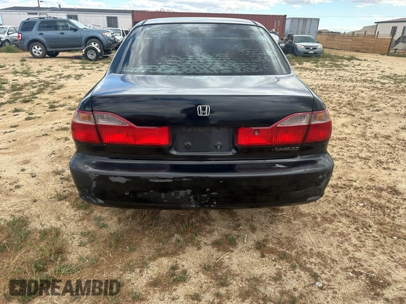 1998 Honda Accord LX с VIN 1HGCG5641WA250965, выставлен на аукционе IAAI как лот 42197053 с пробегом 294 770 миль миль и . История ставок и продаж доступна на DreamBid. Изображение 4.