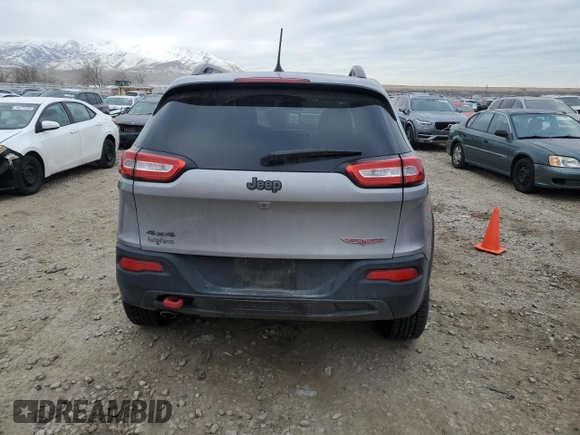 2017 Jeep Cherokee Trailhawk L Plus z VIN 1C4PJMBB6HW519113, wystawiony jako Copart lot #88548615 z przebiegiem 80 881 mil mil oraz Szkoda całkowita • Salvage title. Historia ofert i sprzedaży dostępna na DreamBid. Obrazek 6.