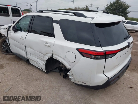 2023 Nissan Pathfinder SV z VIN 5N1DR3BC2PC251462, wystawiony jako IAAI lot #41025142 z przebiegiem 31 399 mil mil oraz . Historia ofert i sprzedaży dostępna na DreamBid. Obrazek 3.