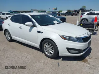 2013 Kia Optima LX z VIN 5XXGM4A7XDG198614, wystawiony jako IAAI lot #42021109 z przebiegiem 182 304 mil mil oraz . Historia ofert i sprzedaży dostępna na DreamBid. Obrazek 1.