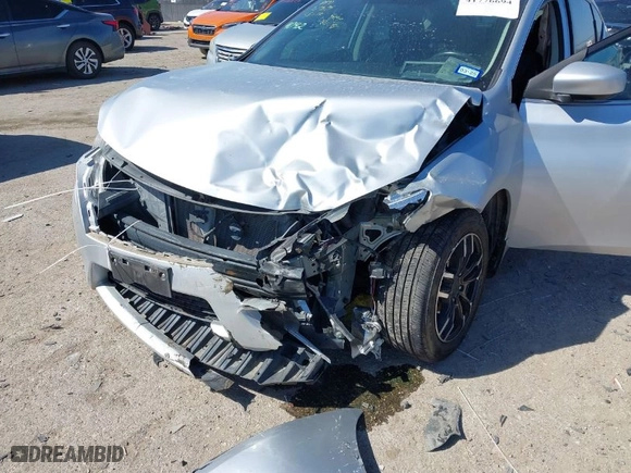 2015 Nissan Sentra S with VIN 3N1AB7AP7FY219042, listed as a IAAI auction lot 41776694 with 89,685 mi miles. Bid and sale history available at carsss.com. Image 6.