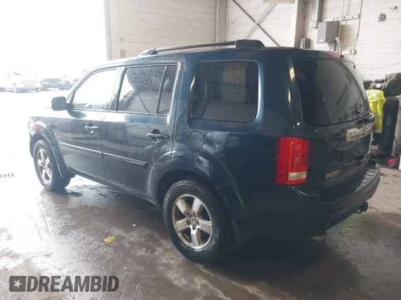 2011 Honda Pilot EX-L with VIN 5FNYF4H66BB020176, listed as a IAAI auction lot 41973659 with 238,745 mi miles and . Bid and sale history available at carsss.com. Image 3.