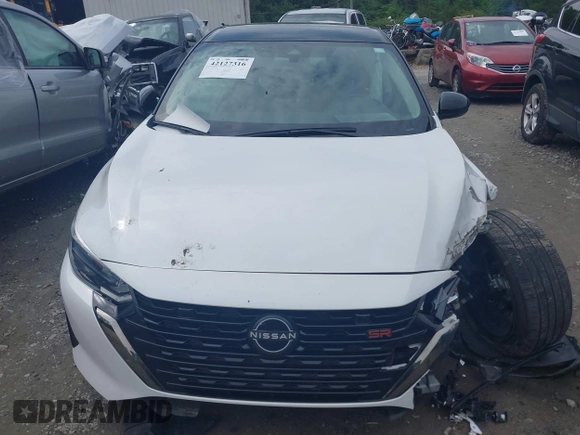 2024 Nissan Sentra SR z VIN 3N1AB8DV8RY256864, wystawiony jako IAAI lot #42127316 z przebiegiem 22 746 mil mil oraz . Historia ofert i sprzedaży dostępna na DreamBid. Obrazek 12.